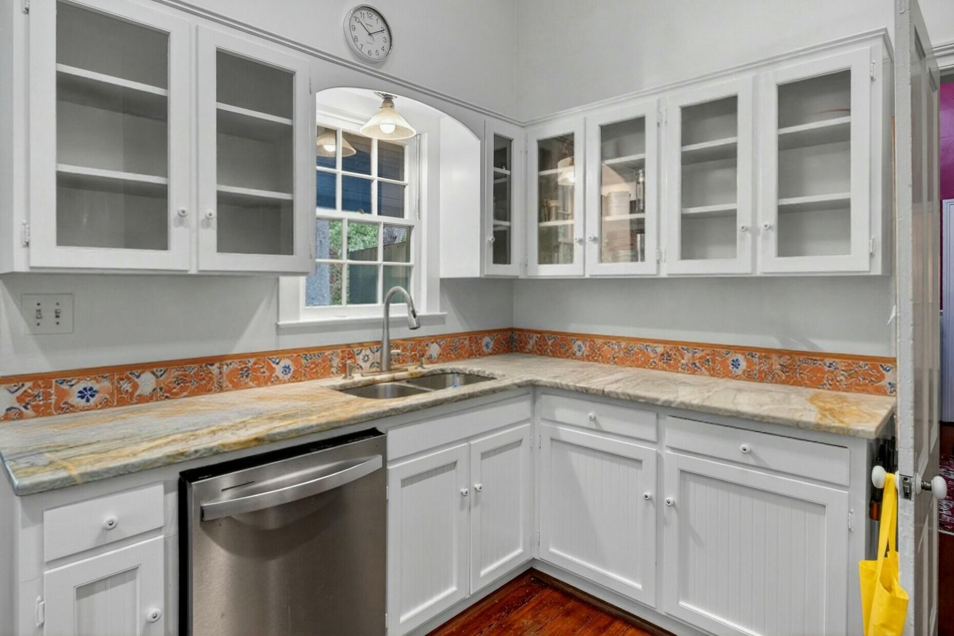 108 Rutherford Street Photo 38