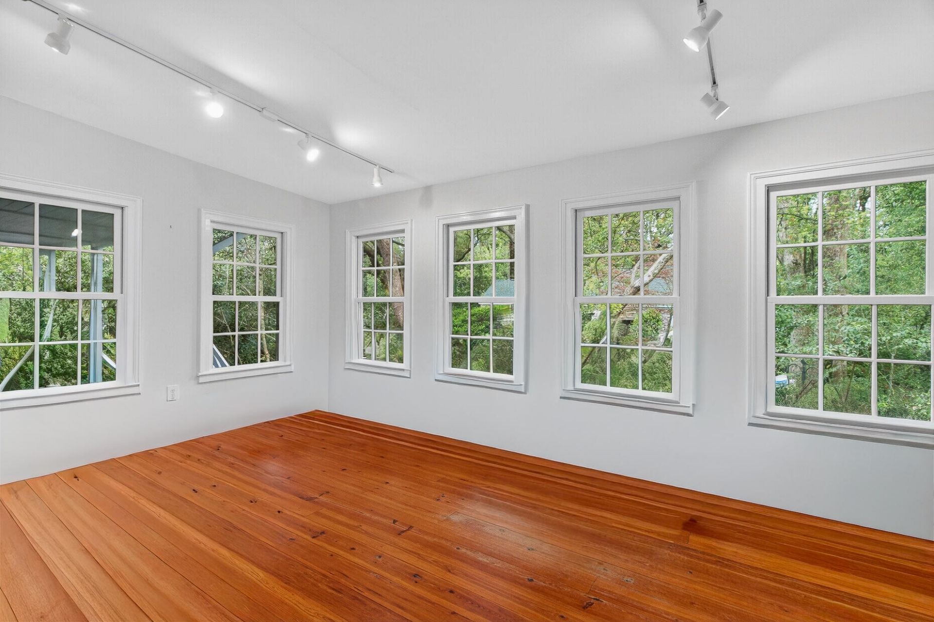 108 Rutherford Street Photo 48