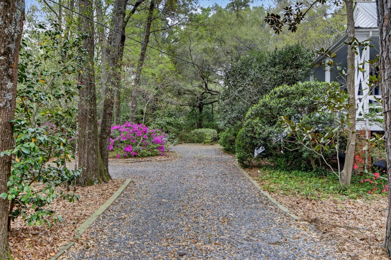 108 Rutherford Street Photo 7