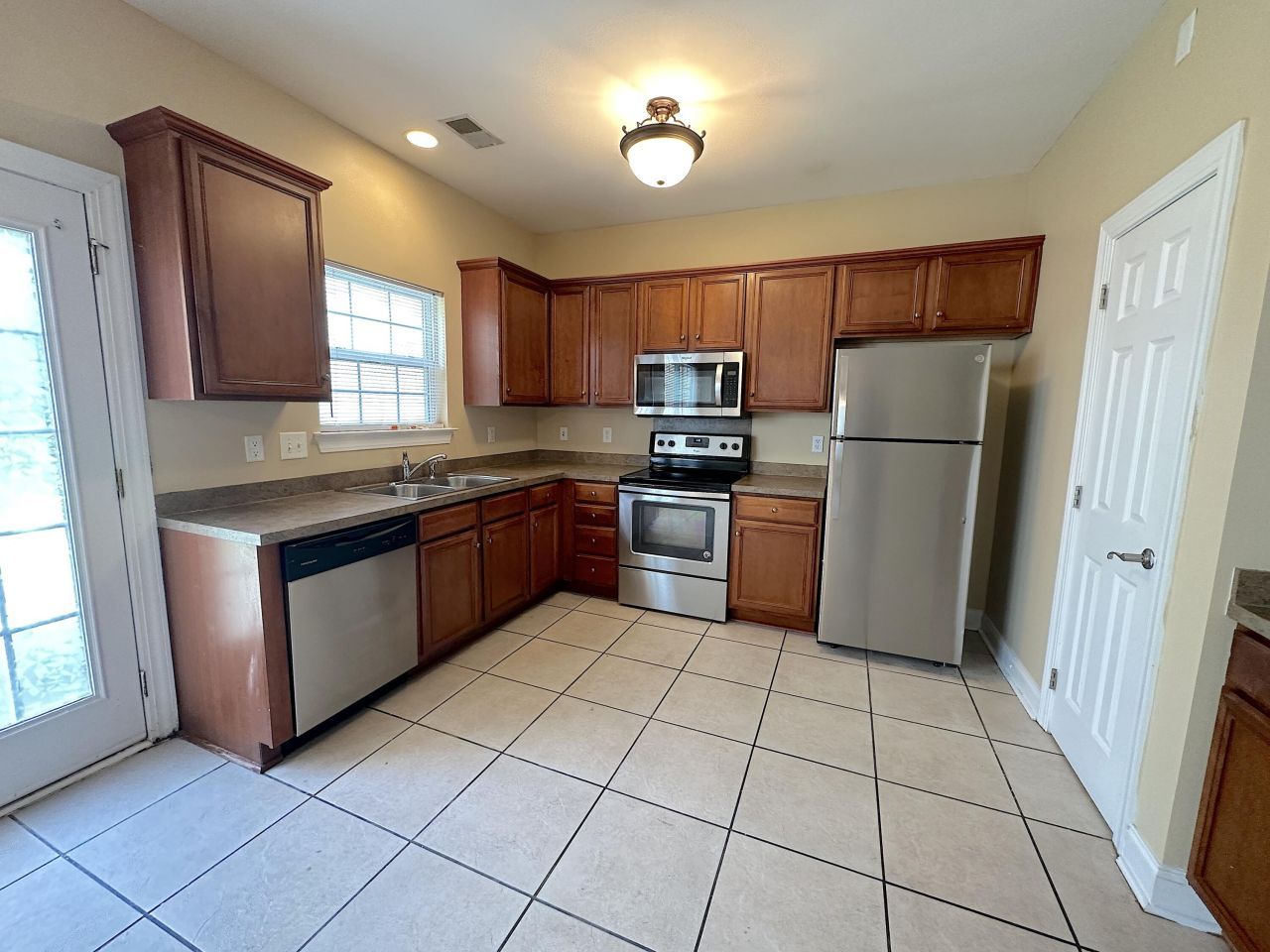 126 Tuscany Court Photo 11