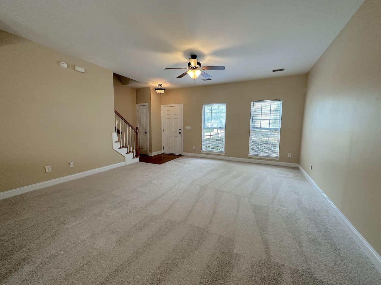 126 Tuscany Court Photo 12