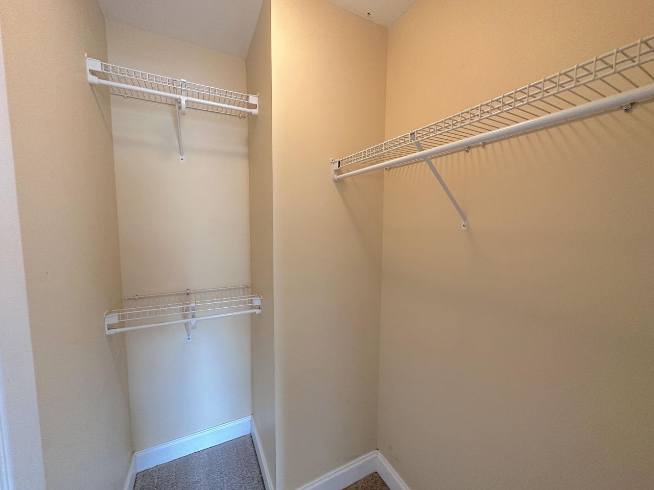 126 Tuscany Court Photo 8