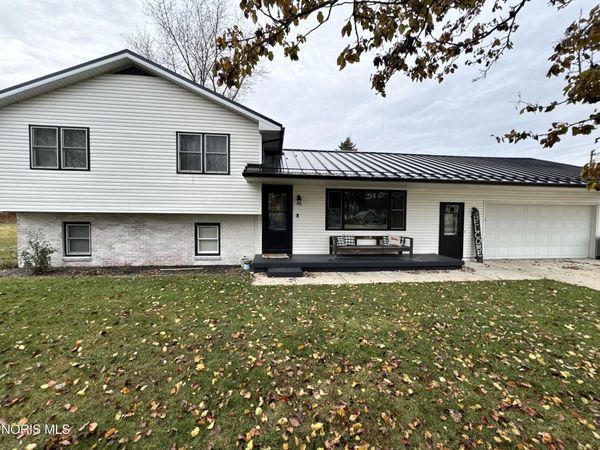 234 N East Street, McClure, OH 43534