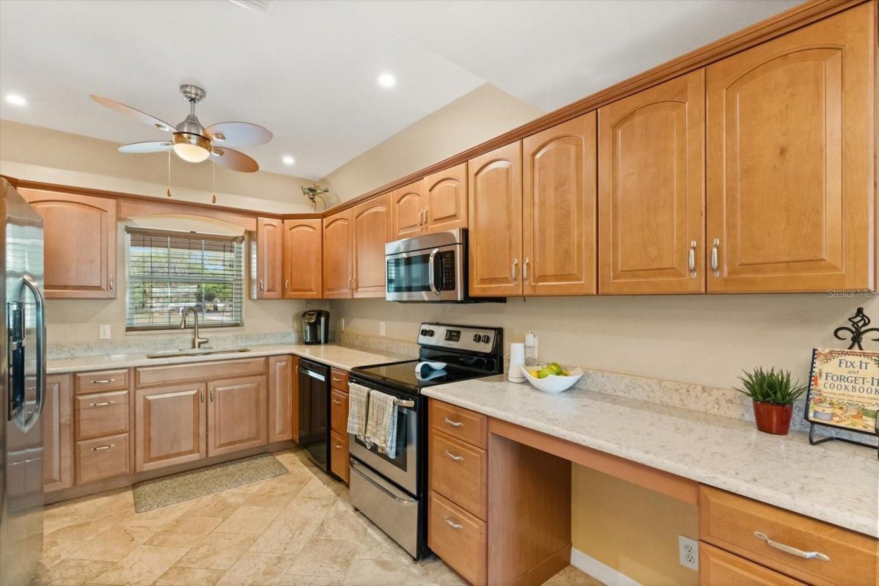 5493 Alandale Court , Orlando, FL 32839 Photo