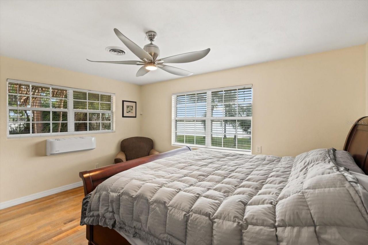 5493 Alandale Court , Orlando, FL 32839 Photo