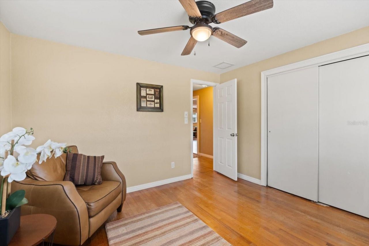 5493 Alandale Court , Orlando, FL 32839 Photo