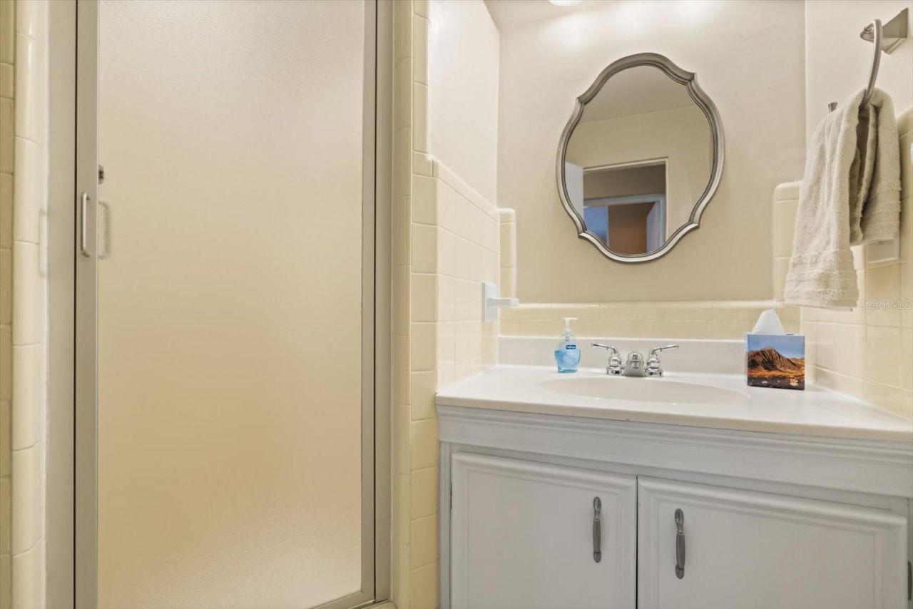 5493 Alandale Court , Orlando, FL 32839 Photo