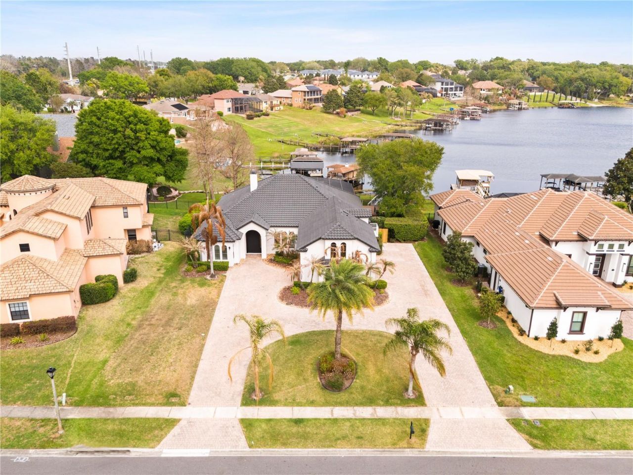 812 Johns Point Drive, Oakland, FL 34787 Photo