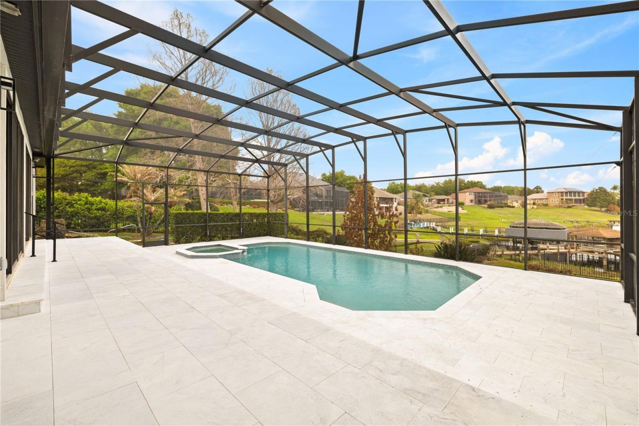 812 Johns Point Drive, Oakland, FL 34787 Photo