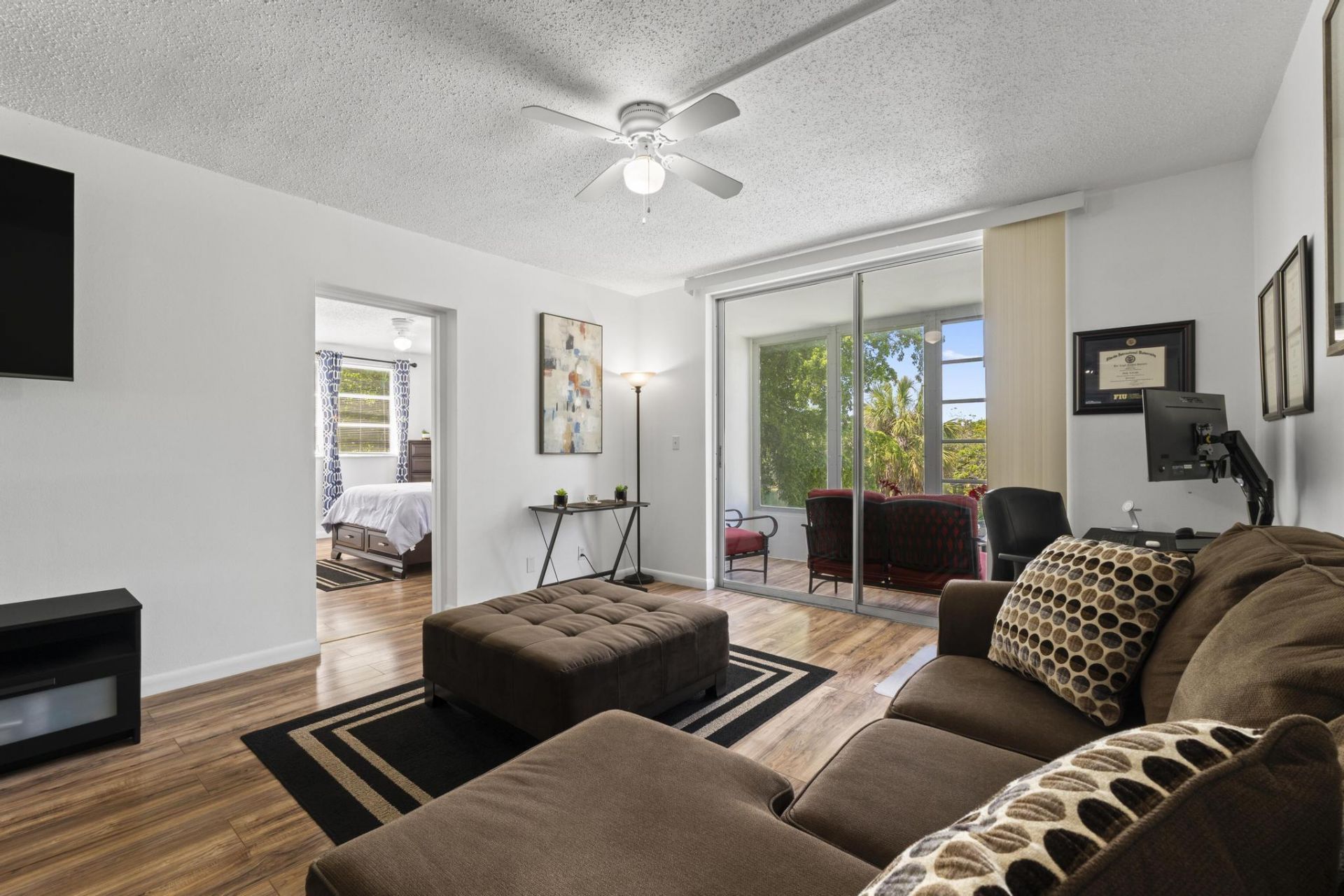 5275 NW 10th Court, Unit 305, Plantation, FL 33313 Photo