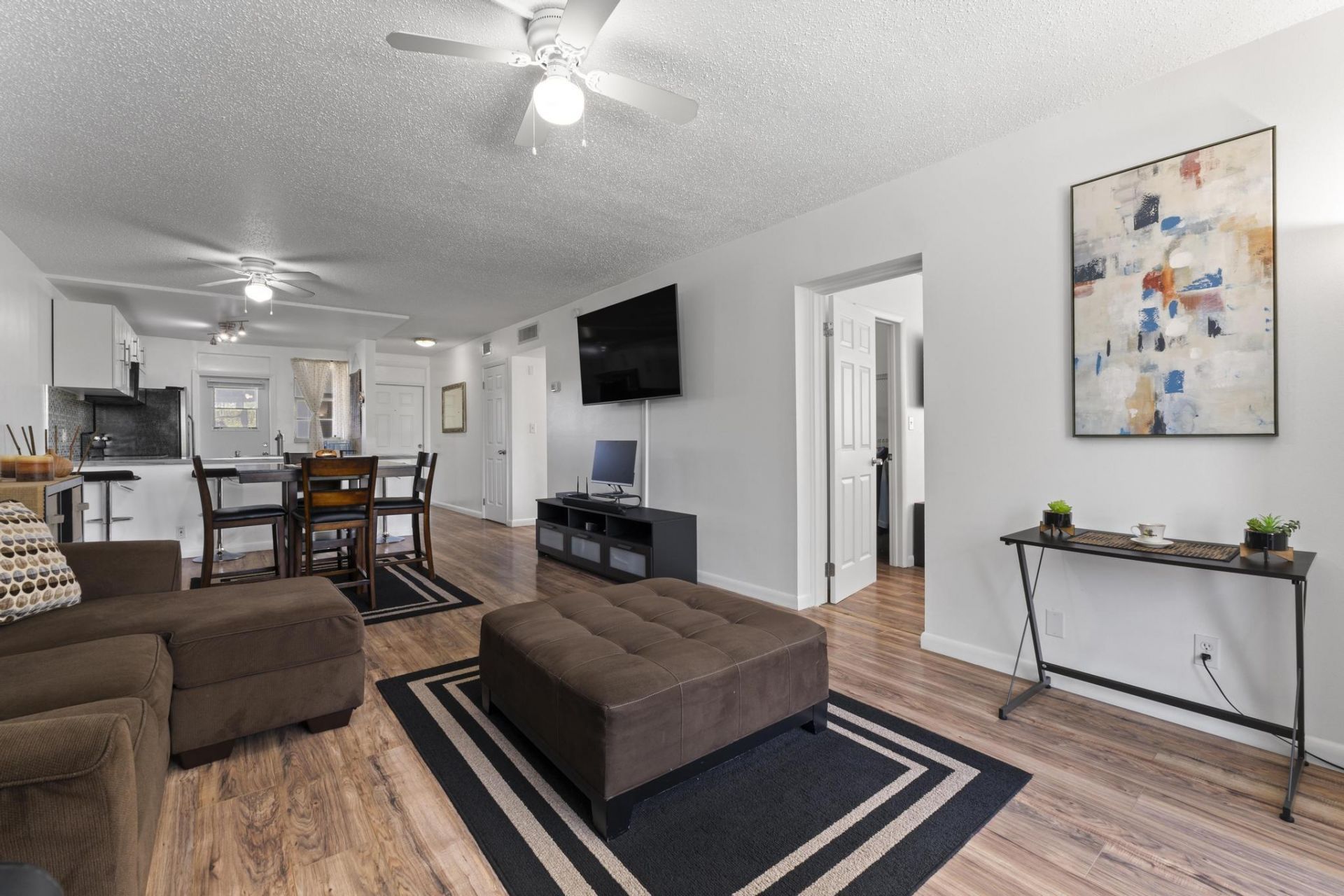 5275 NW 10th Court, Unit 305, Plantation, FL 33313 Photo