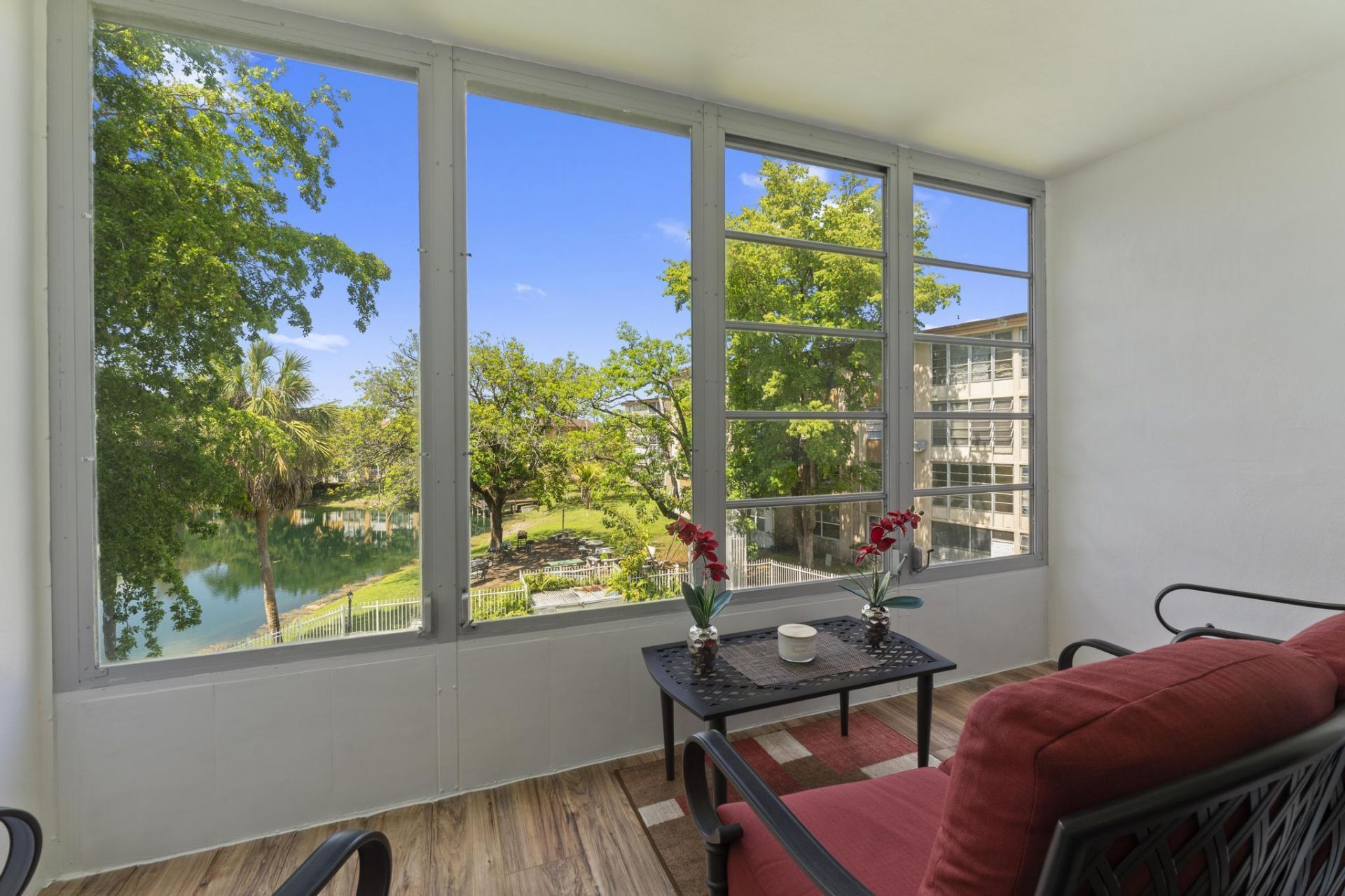 5275 NW 10th Court, Unit 305, Plantation, FL 33313 Photo