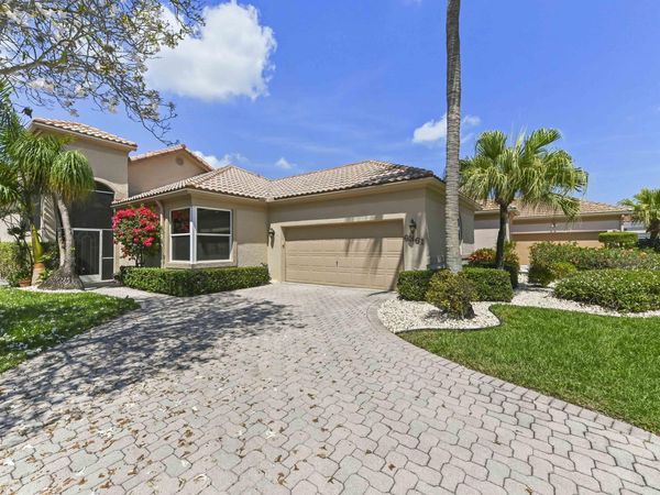 6361 Evian Place, Boynton Beach, FL 33437