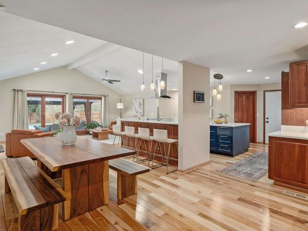 3275 Colchester Road, Columbus, OH 43221