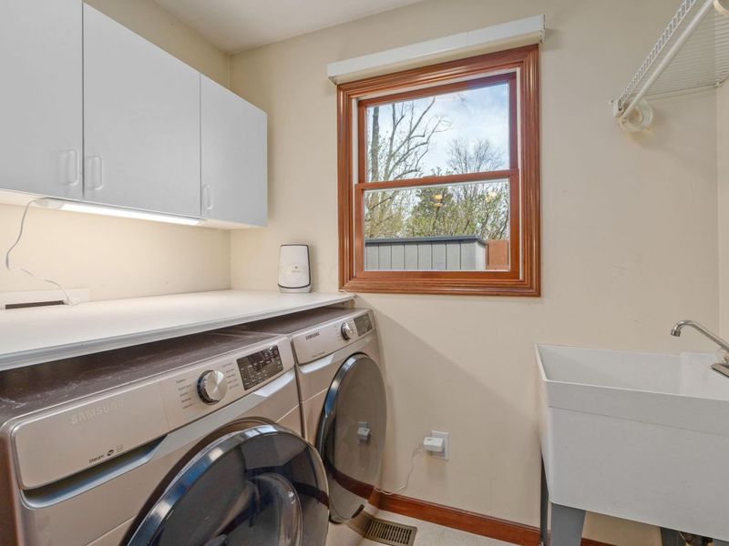 3275 Colchester Road, Columbus, OH 43221 Photo 19