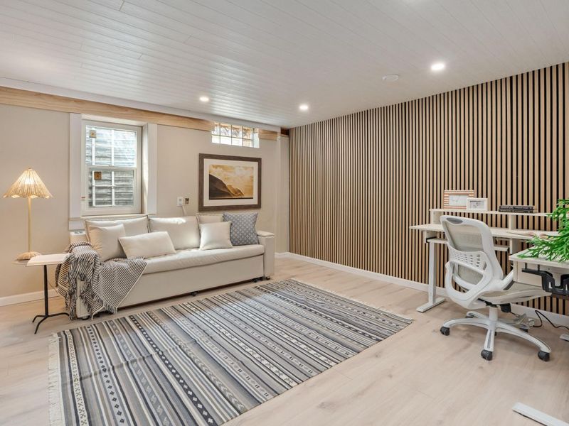 3275 Colchester Road, Columbus, OH 43221 Photo 38