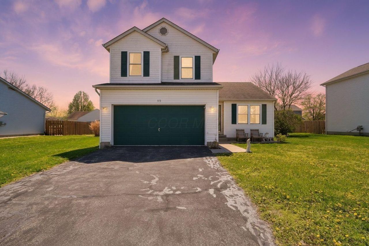 575 Monroe Drive, Ashville, OH 43103 Main Photo