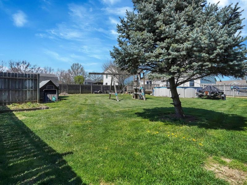 575 Monroe Drive, Ashville, OH 43103 Photo 25