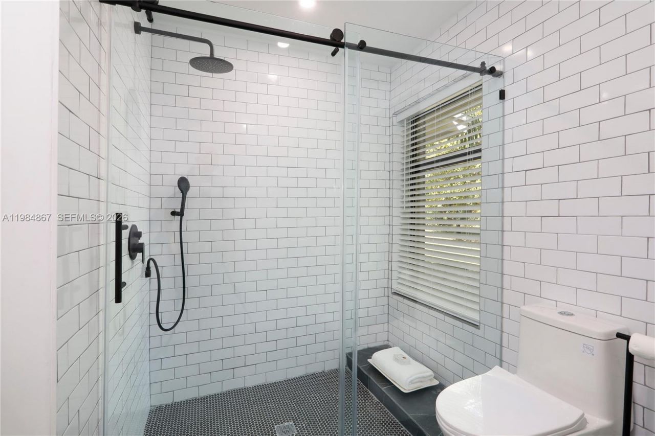 6841 SW 130th Ter , Pinecrest, FL 33156 Photo