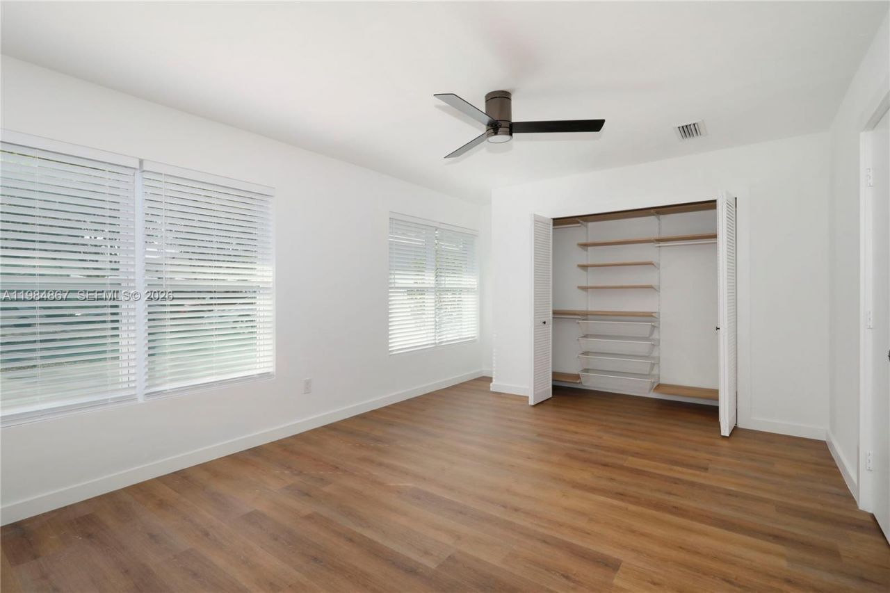 6841 SW 130th Ter , Pinecrest, FL 33156 Photo