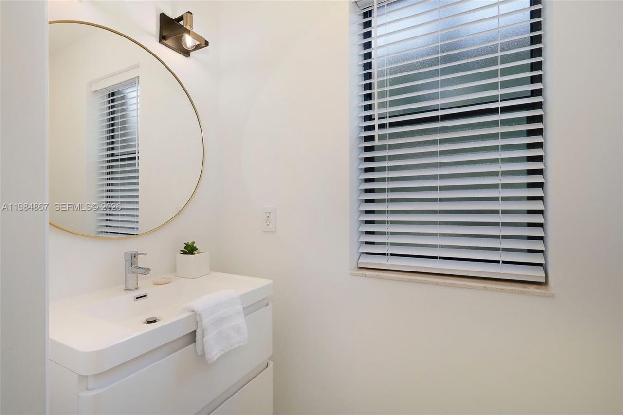 6841 SW 130th Ter , Pinecrest, FL 33156 Photo