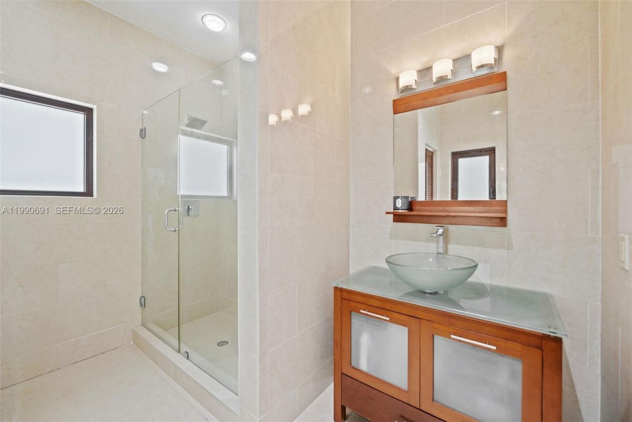 7701 Old Cutler Rd, Coral Gables, FL 33143 Photo