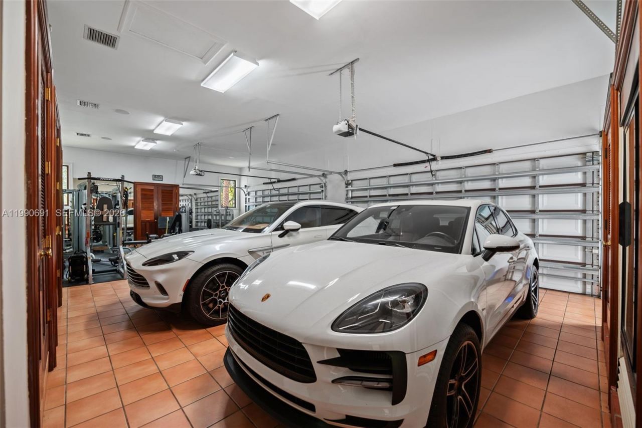 7701 Old Cutler Rd, Coral Gables, FL 33143 Photo