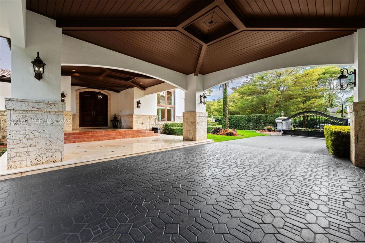 7701 Old Cutler Rd , Coral Gables, FL 33143 Photo