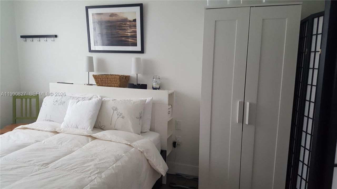 1075 93rd St , Unit 206, Bay Harbor Islands, FL 33154 Photo