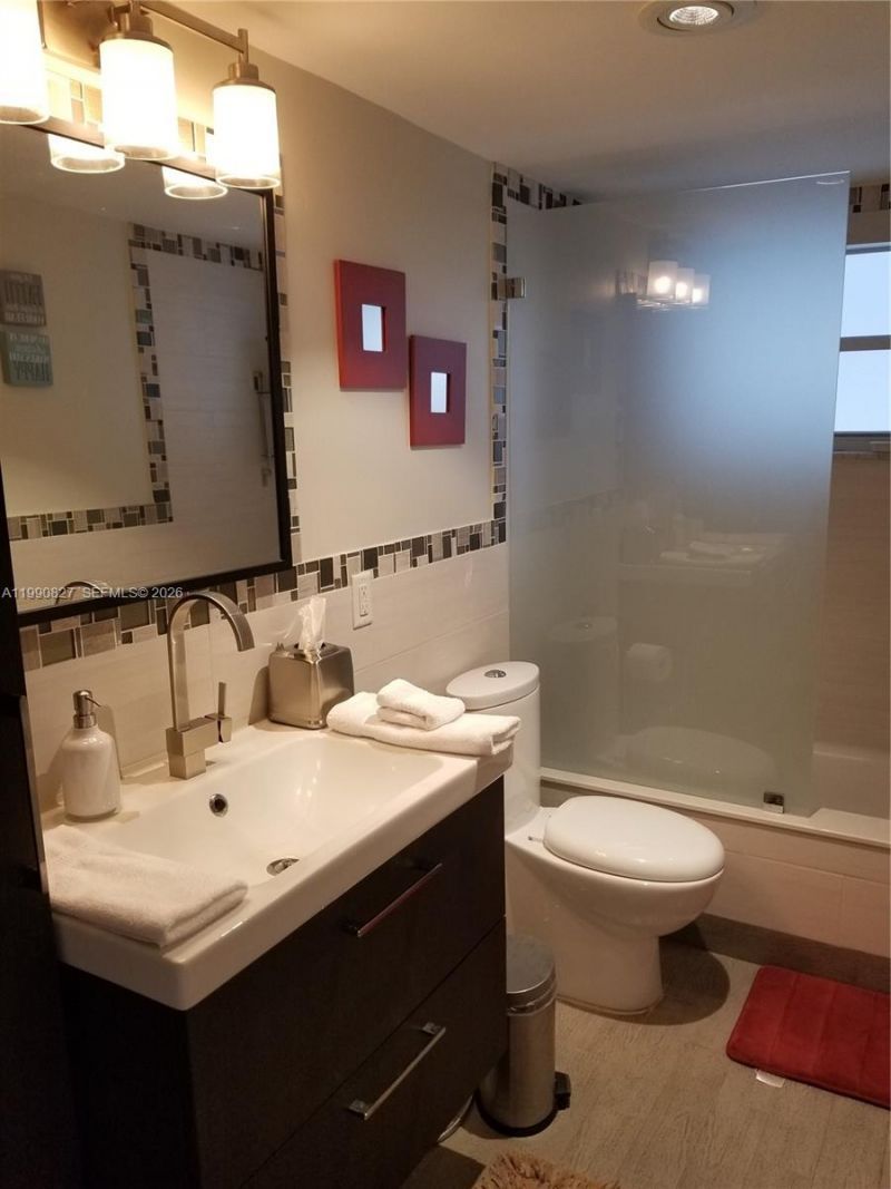 1075 93rd St , Unit 206, Bay Harbor Islands, FL 33154 Photo