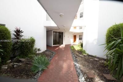 1075 93rd St , Unit 206, Bay Harbor Islands, FL 33154 Photo