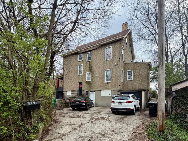 3719 Laclede, Cincinnati, OH 45205
