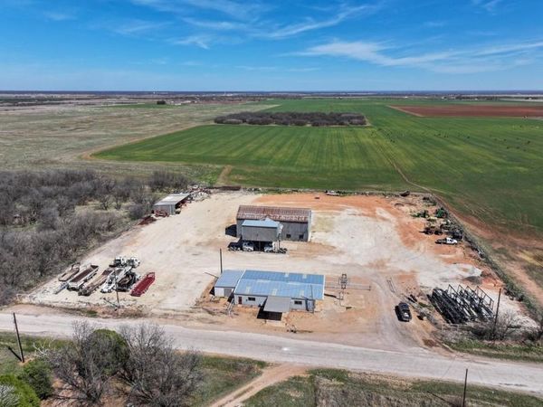 13746 cr 495, Hodges, TX 79525