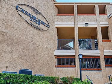 5550 Spring Valley Road, Unit 31, Dallas, TX 75254