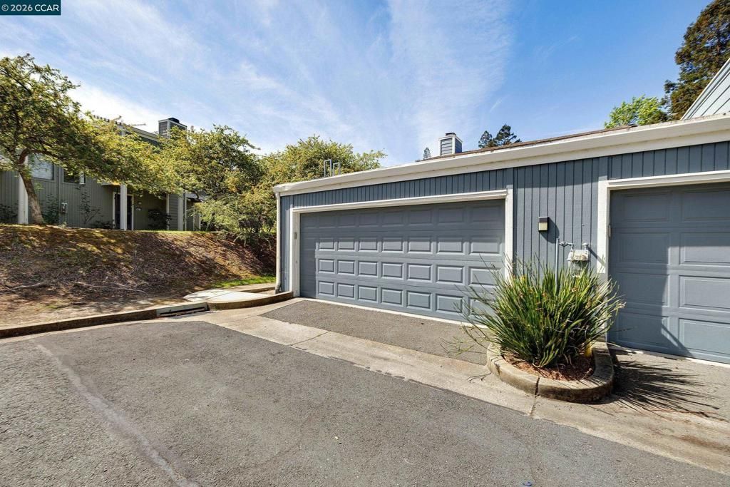 504 Athena, Unit 5, Hercules, CA 94547 Main Photo