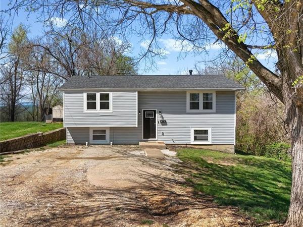 706 Bogy Street, De Soto, MO 63020