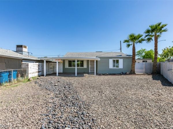 5 Mallory Street , Henderson, NV 89015