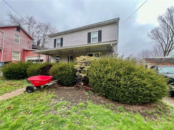 413 State Route 208, New Bedford, PA 16140