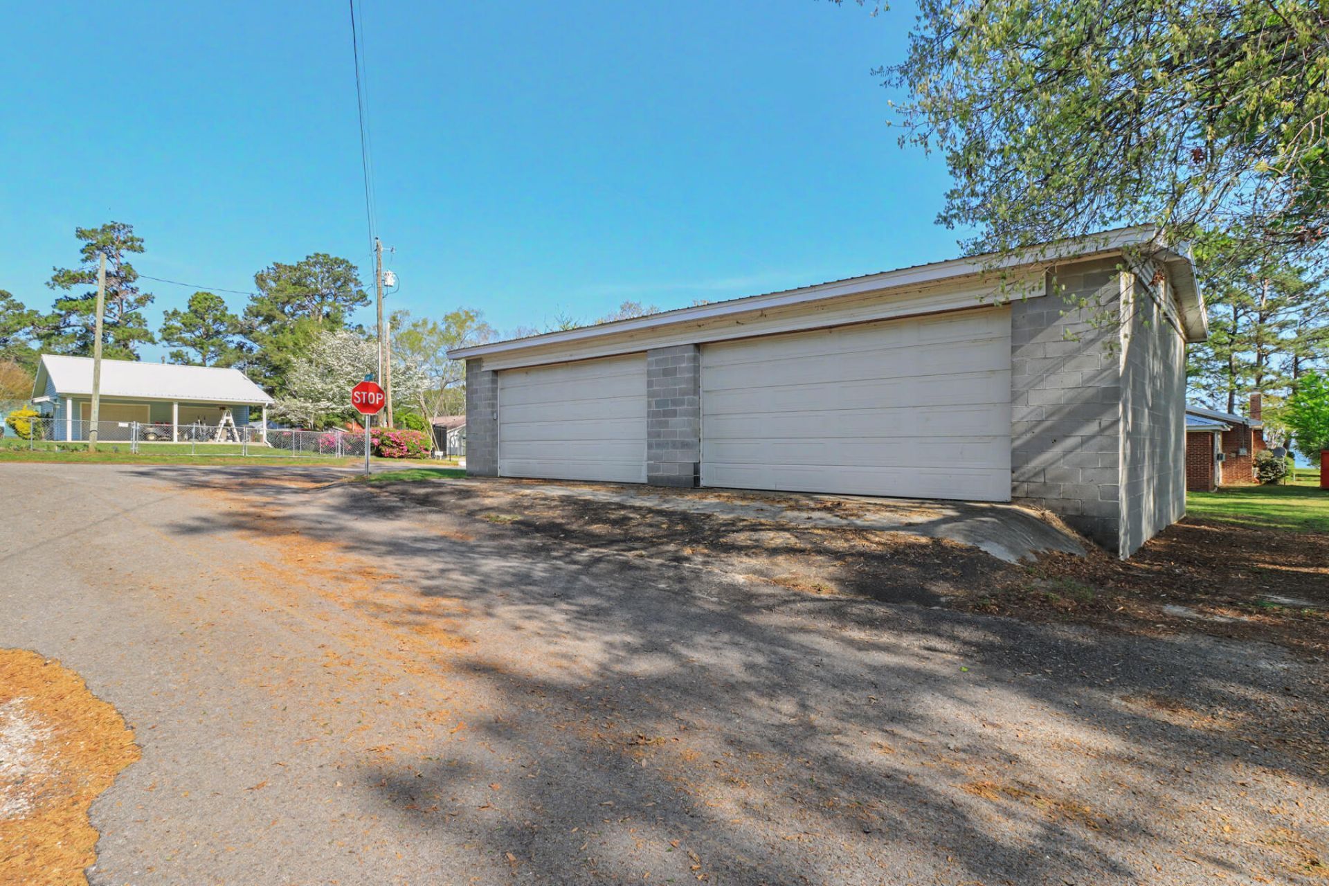 214 Bennette Street Photo 11