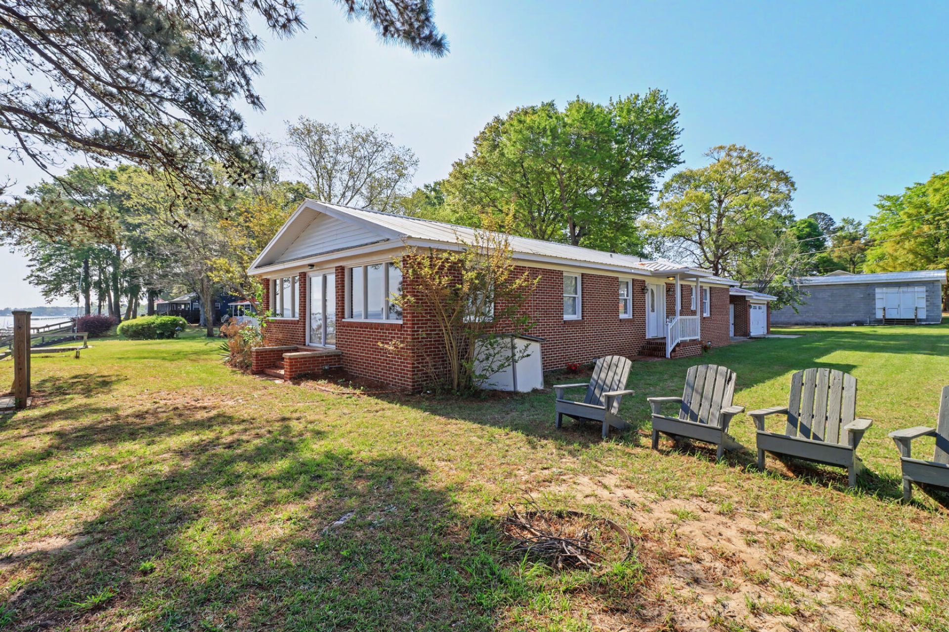 214 Bennette Street Photo 15