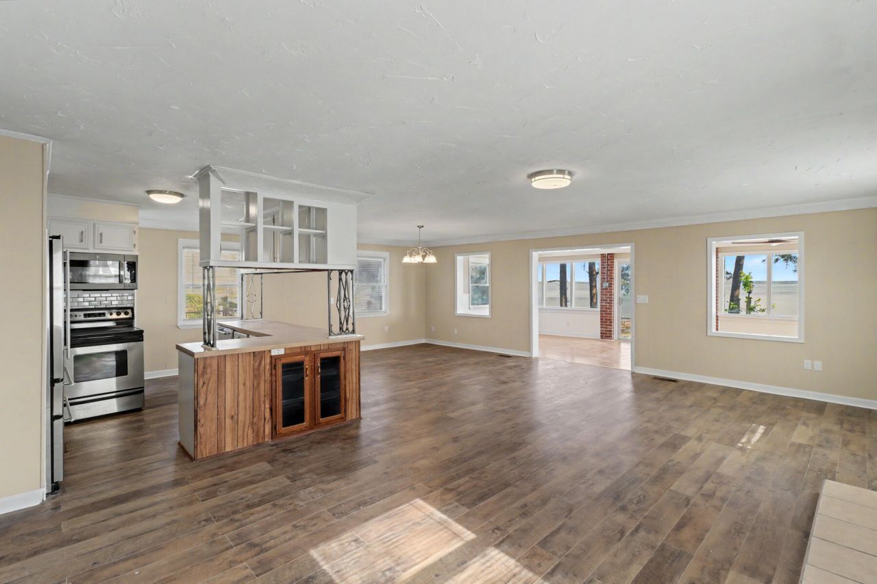 214 Bennette Street Photo 19