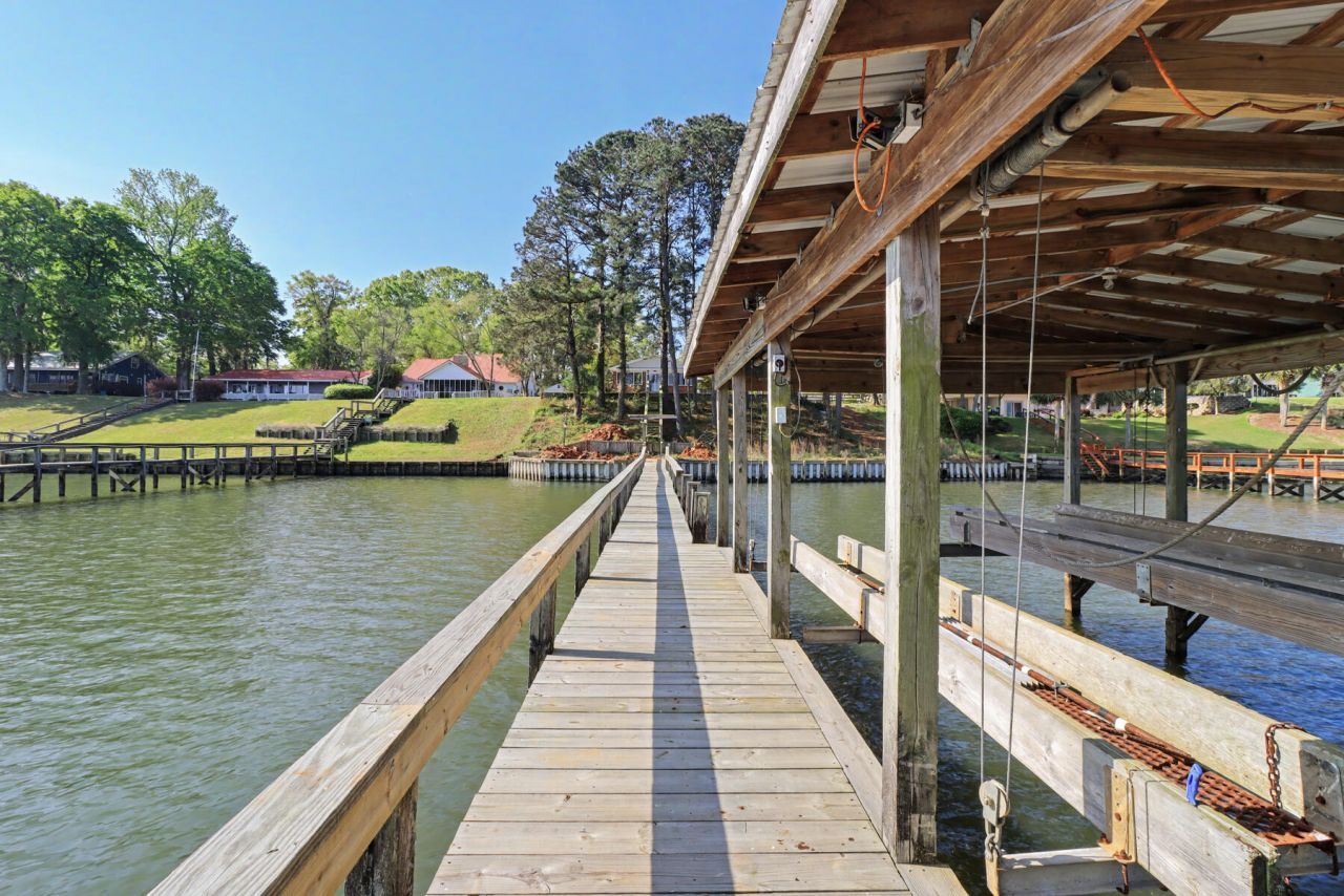 214 Bennette Street Photo 4