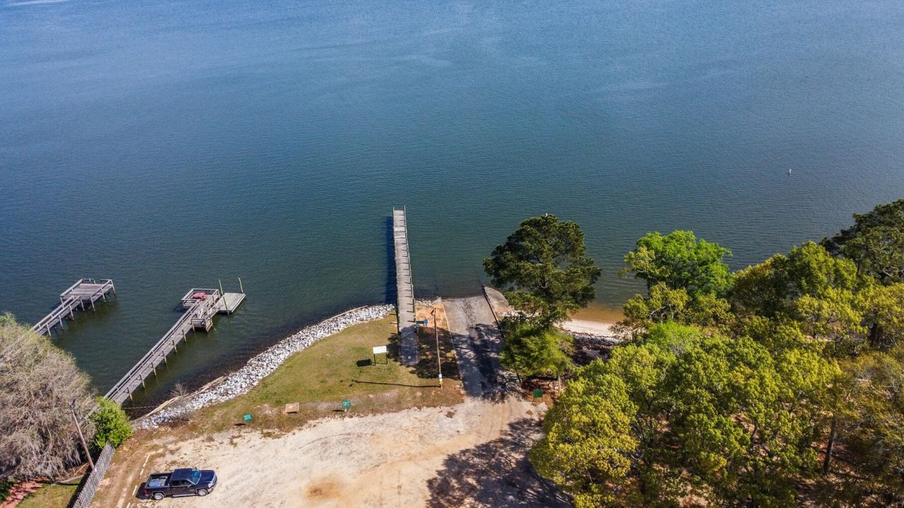 214 Bennette Street Photo 46