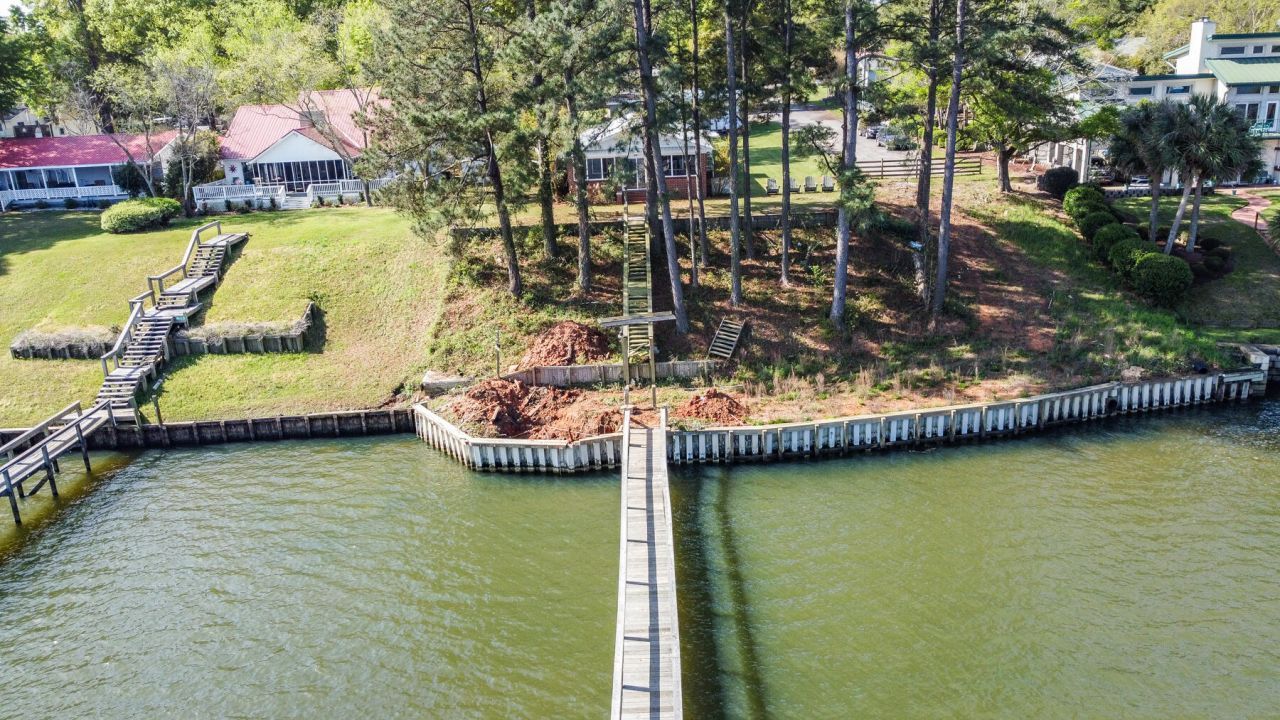 214 Bennette Street Photo 57