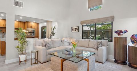 2126 University Park Dr, Sacramento, CA 95825 Photo