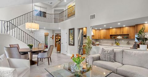 2126 University Park Dr, Sacramento, CA 95825 Photo