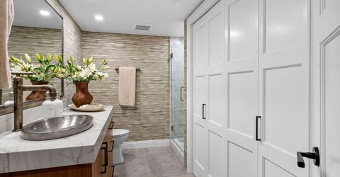 2126 University Park Dr, Sacramento, CA 95825 Photo