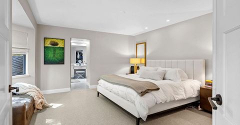 2126 University Park Dr, Sacramento, CA 95825 Photo