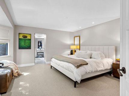 2126 University Park Dr, Sacramento, CA 95825 Photo