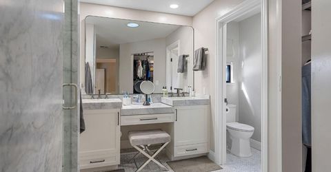 2126 University Park Dr, Sacramento, CA 95825 Photo